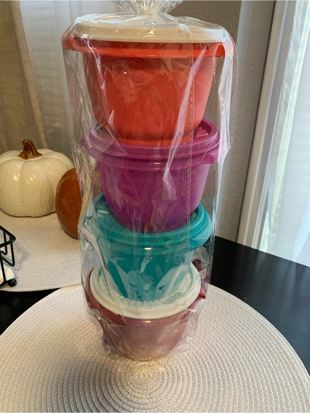 ❤️💜🩵Tupperware Stackable Bowl Set in Orange, Purple, Teal, Red ❤️💜🩵